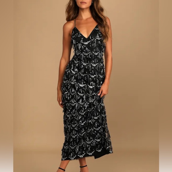 Lulus Dresses & Skirts - NWT Lulu’s sequin fringe dress size small